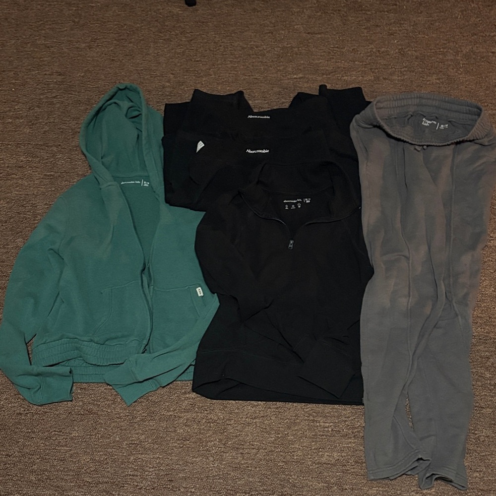 Abercrombie Kids Teal and Black Zip-Up Sweaters